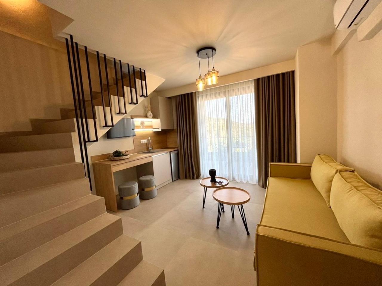Geomar Luxury Apartment