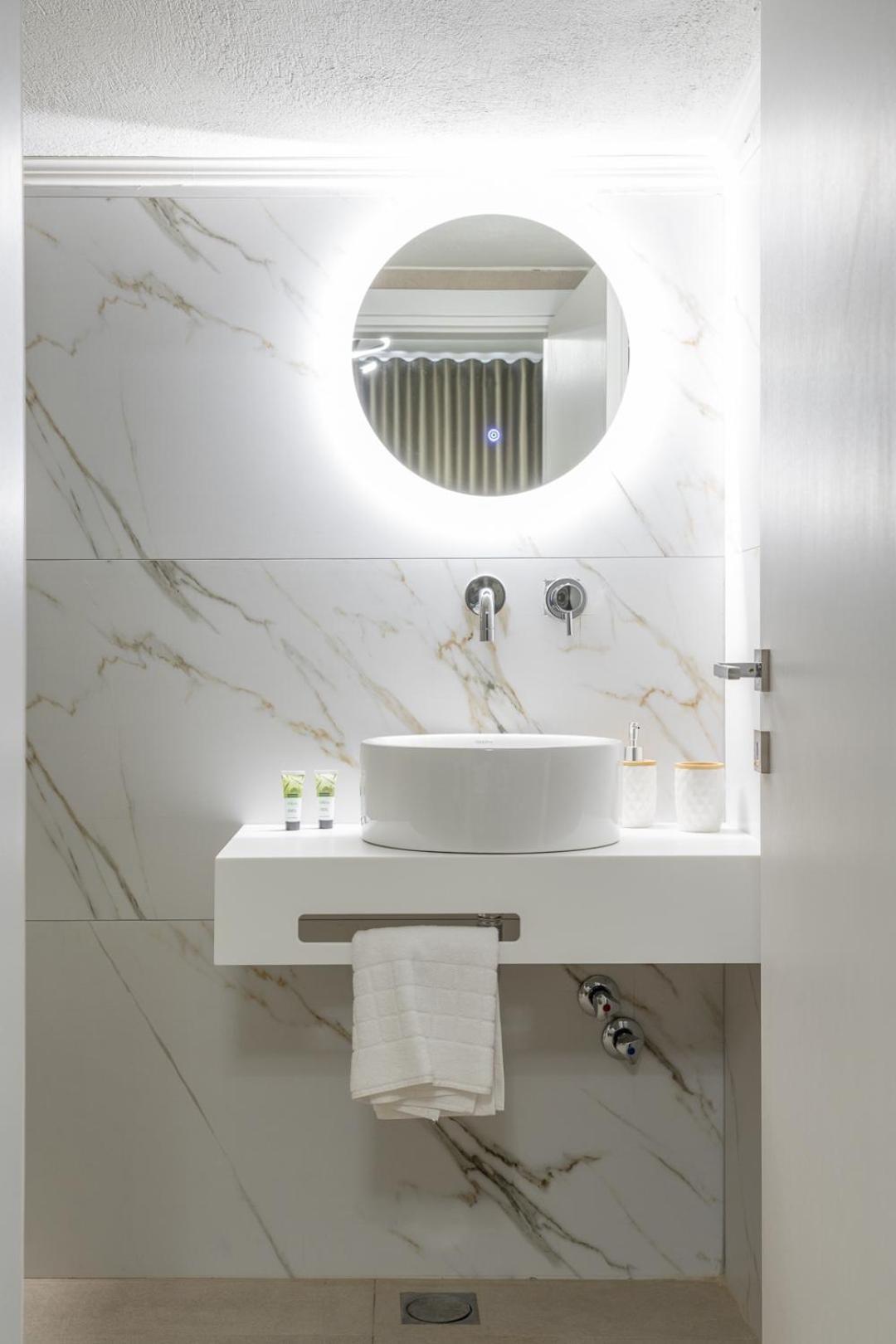 Geomar Luxury Apartment *