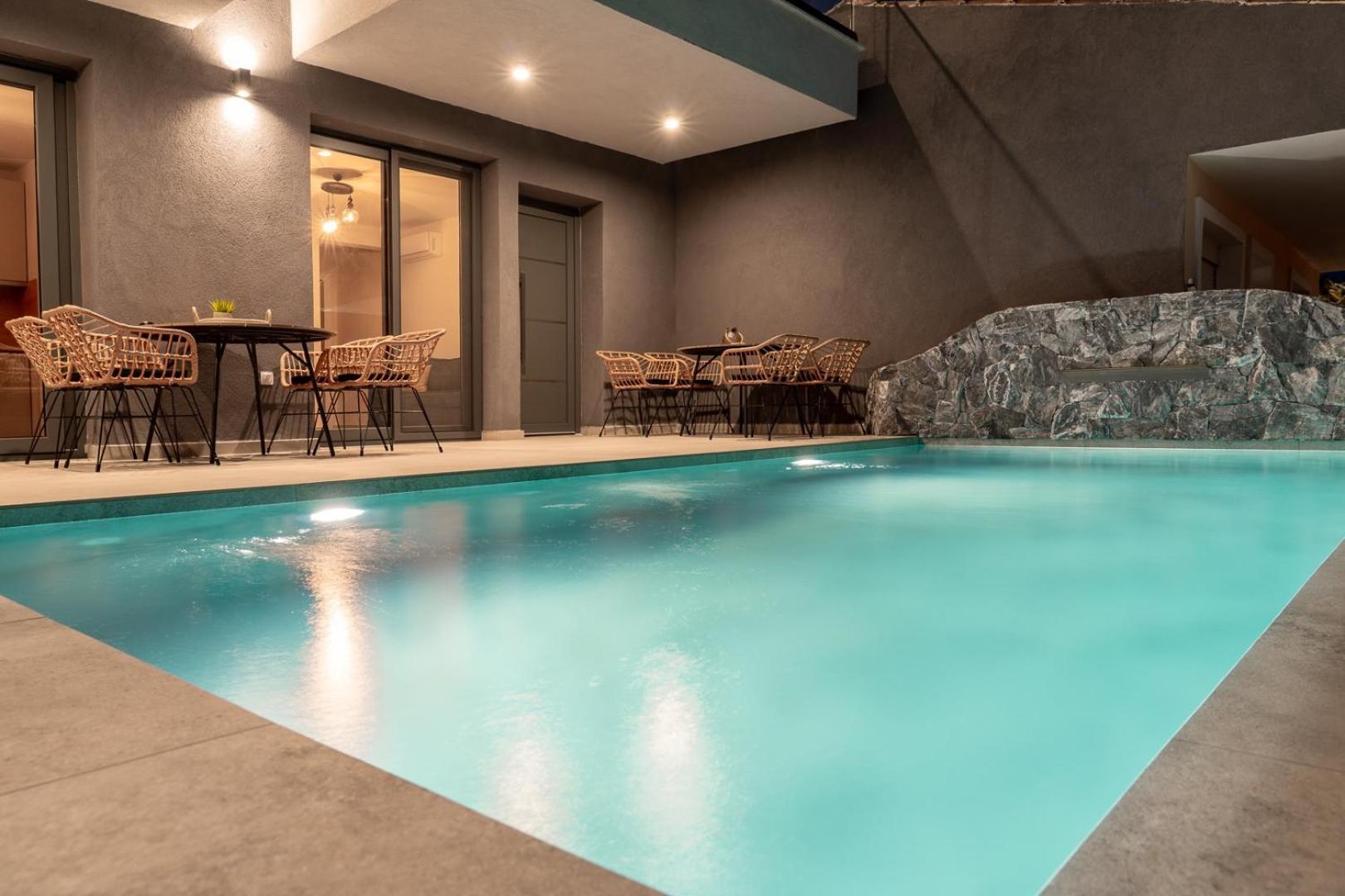 Geomar Luxury Apartment