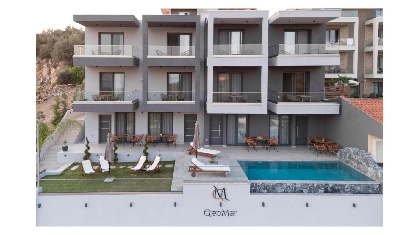 Geomar Luxury Apartment *